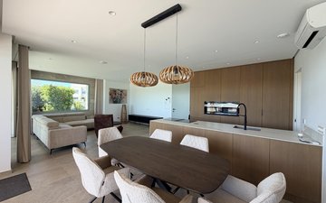 Property slide 20