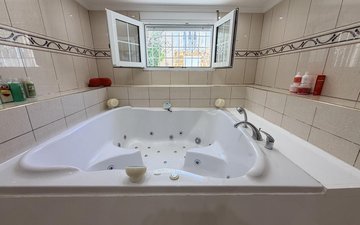 Property slide 27