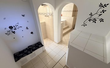 Property slide 22