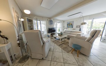 Property slide 25