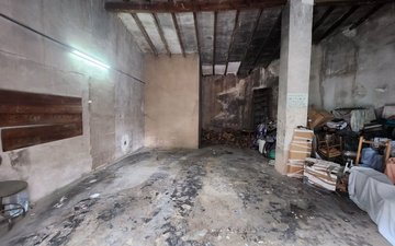 Property slide 33