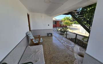 Property slide 4