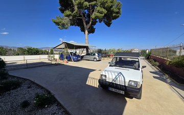 Property slide 32