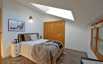 Property slide 18