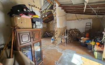 Property slide 34