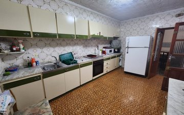 Property slide 19