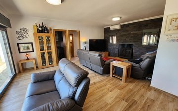 Property slide 22
