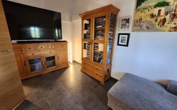 Property slide 23