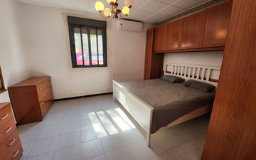 Property slide 24
