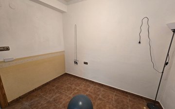 Property slide 15