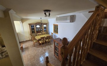 Property slide 22