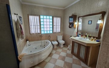 Property slide 24