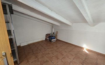Property slide 39