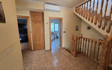Property slide 10
