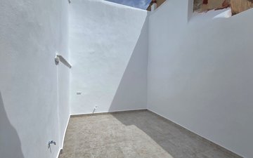 Property slide 31