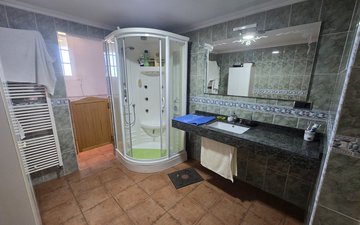 Property slide 22
