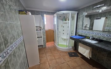 Property slide 31