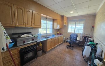 Property slide 48