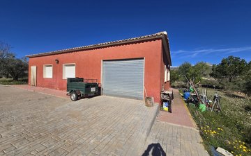 Property slide 38