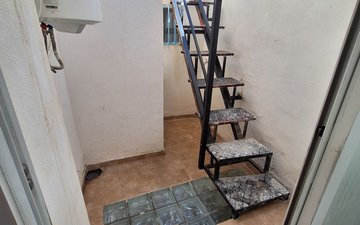 Property slide 10