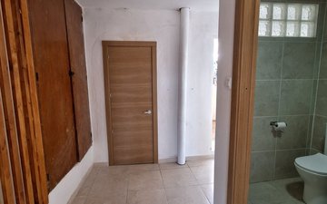 Property slide 38