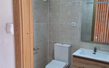 Property slide 23