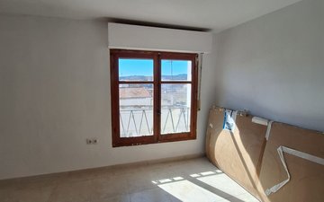 Property slide 35