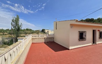 Property slide 17