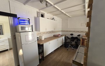 Property slide 46