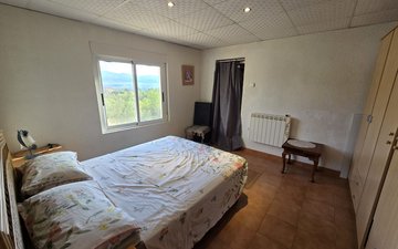 Property slide 34