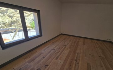 Property slide 22