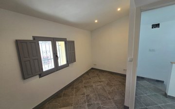 Property slide 17