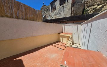 Property slide 6