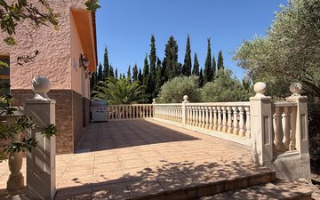 Property slide 14