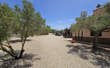 Property slide 40