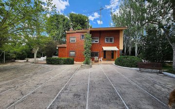 Property slide 18