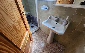 Property slide 31