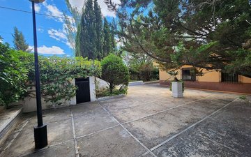 Property slide 9