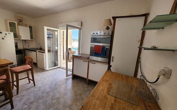 Property slide 37