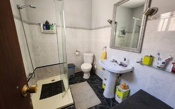 Property slide 33
