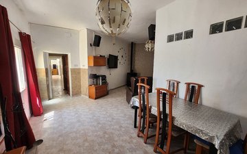 Property slide 16