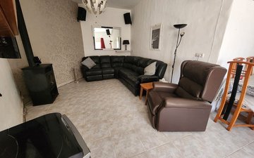 Property slide 14