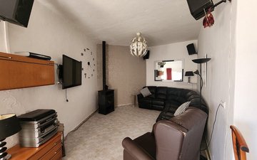 Property slide 17