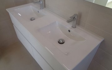 Property slide 16