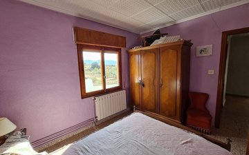 Property slide 25