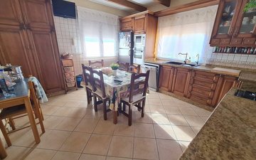 Property slide 21