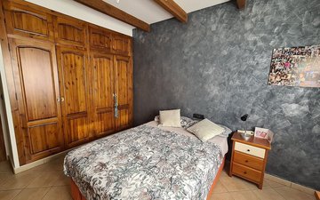 Property slide 16