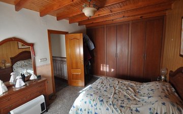 Property slide 24