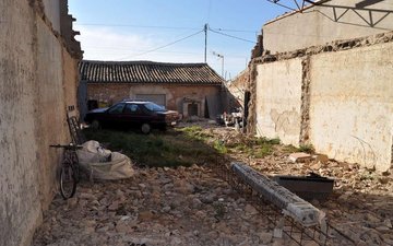 Property slide 21