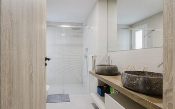 Property slide 18